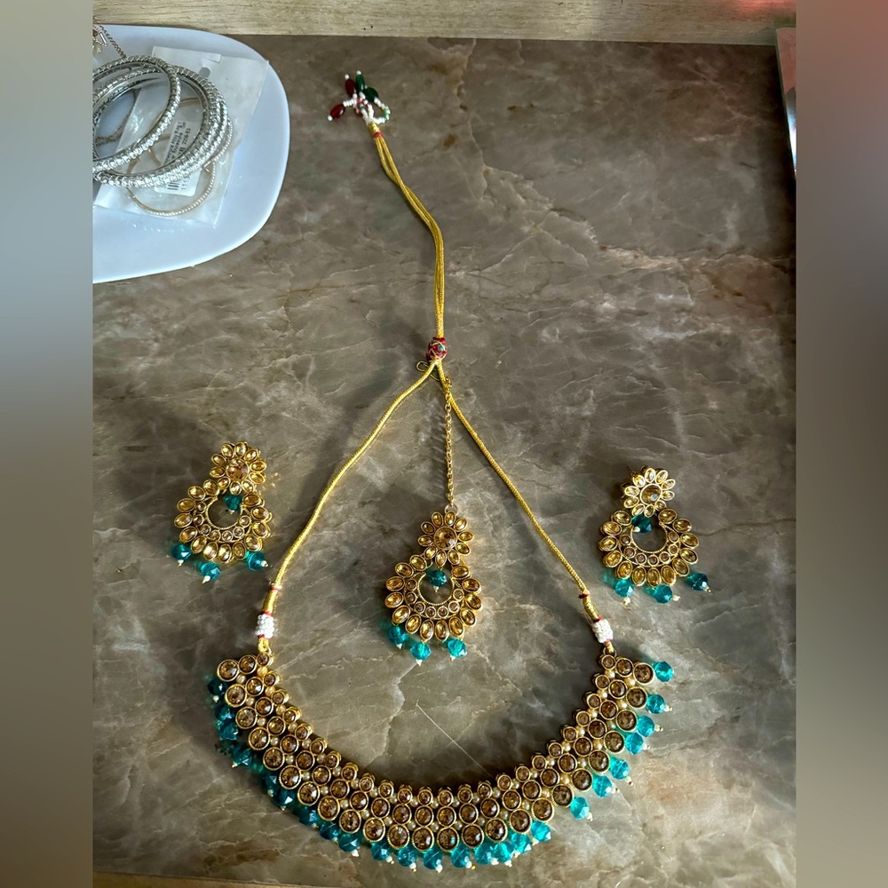 Traditional Indian Jewelry Set